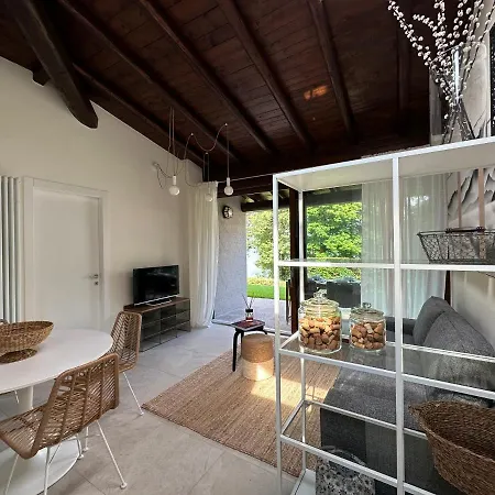 Le Terrazze: Tra Laghi E Monti Galbiate