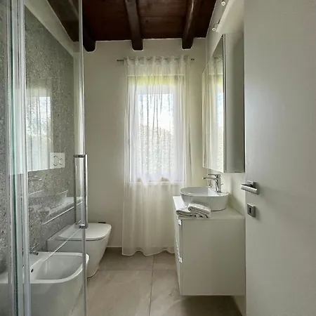 Le Terrazze: Tra Laghi E Monti 펜션 Galbiate