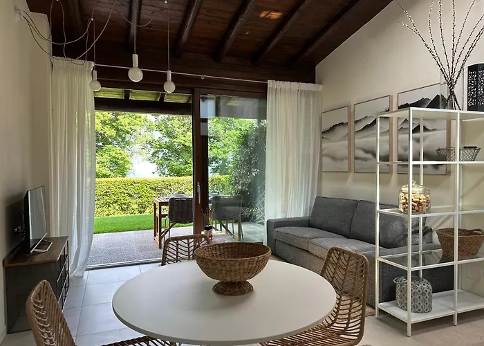 Le Terrazze: Tra Laghi E Monti